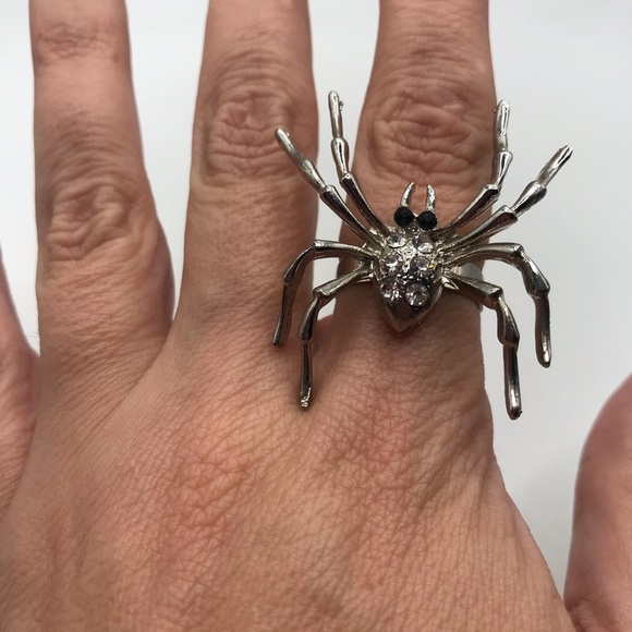 Spider Ring Adjustable Silver Tone Rhinestone Halloween Goth Jewelry - Picture 2 of 10